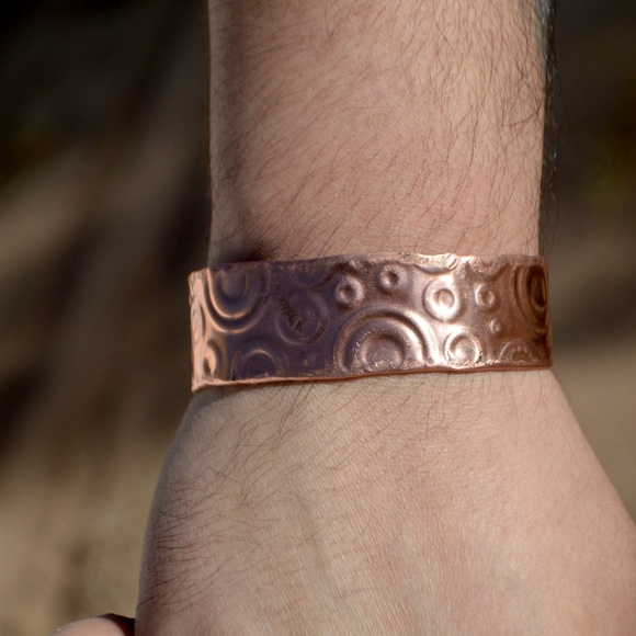 Mens Copper Embossed Cuff Bracelet Circles Rustic - Picture 2 of 8